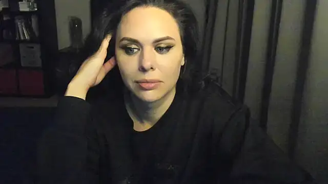 Snapshot of MollyCheiz chatting on 03-14-25, 12:32 MollyCheiz online show from 03-14-25, 12:32