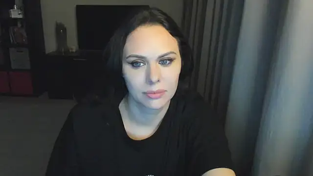 Snapshot of MollyCheiz chatting on 09-17-25, 10:12 MollyCheiz online show from 09-17-25, 10:12