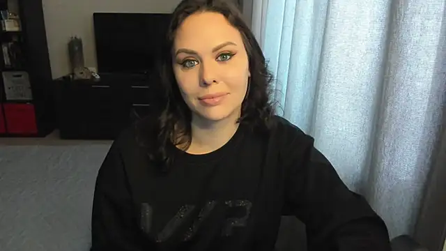 Snapshot of MollyCheiz chatting on 10-19-25, 09:12 MollyCheiz online show from 10-19-25, 09:12