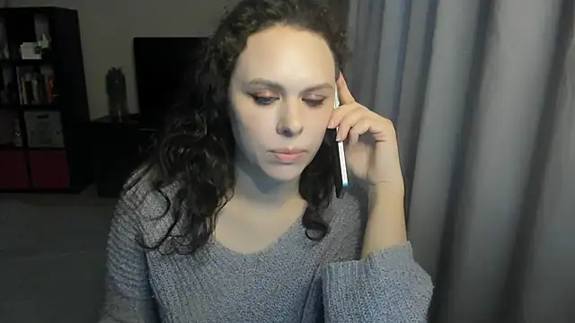 MollyCheiz online show from 05-29-26, 05:52