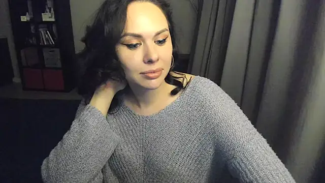 Snapshot of MollyCheiz chatting on 03-22-25, 11:31 MollyCheiz online show from 03-22-25, 11:31