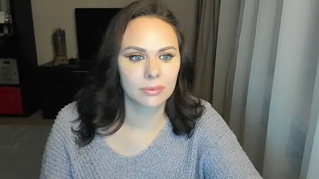 MollyCheiz online show from 11-05-25, 06:11