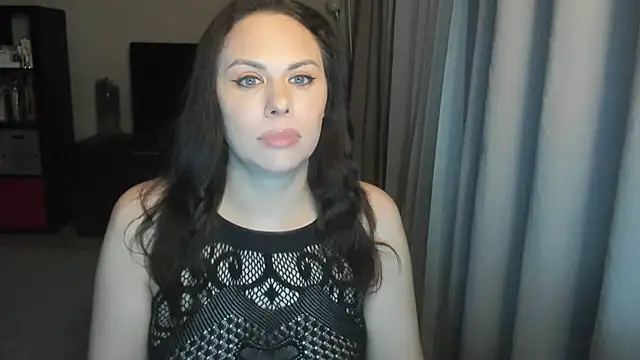 MollyCheiz online show from 04-12-26, 08:45