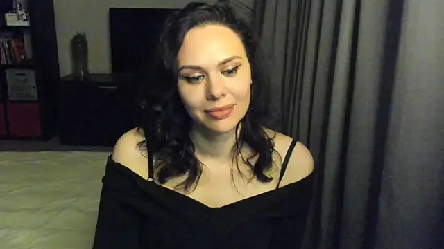 Snapshot of MollyCheiz chatting on 02-03-25, 11:15 MollyCheiz online show from 02-03-25, 11:15