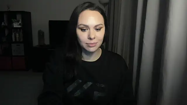 MollyCheiz online show from 02-28-26, 04:06