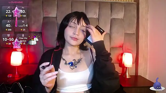 Snapshot of honney_dark chatting on 03-20-25, 03:23 honney dark online show from 03-20-25, 03:23