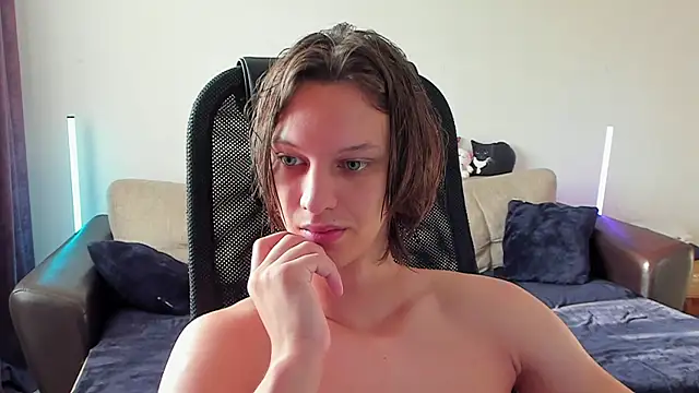 Ostin meow online show from 07-15-26, 12:56