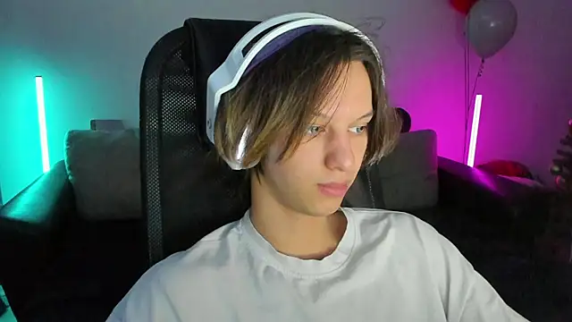 Ostin meow online show from 01-11-26, 01:18