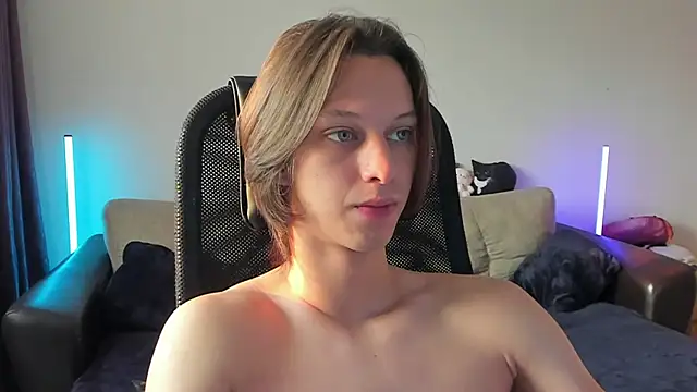 Ostin meow online show from 07-11-26, 01:44
