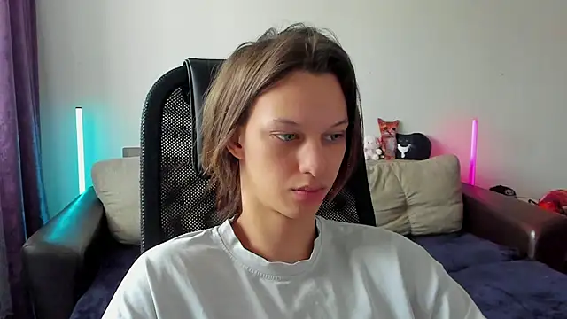 Ostin meow online show from 05-04-26, 05:11