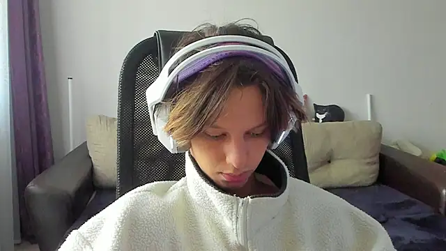 Ostin meow online show from 11-06-25, 08:18