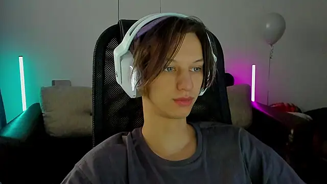 Ostin meow online show from 01-17-26, 10:19