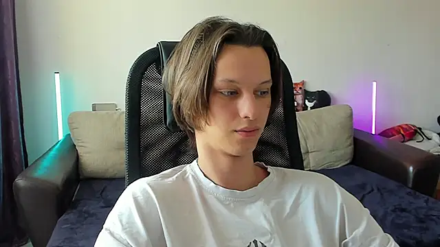 Ostin meow online show from 06-03-26, 08:59
