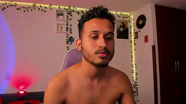 Raf brunette online show from 01-07-25, 12:20