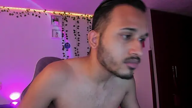 Raf brunette online show from 01-08-25, 09:53