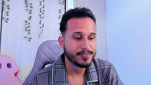 Raf brunette online show from 04-10-26, 12:45