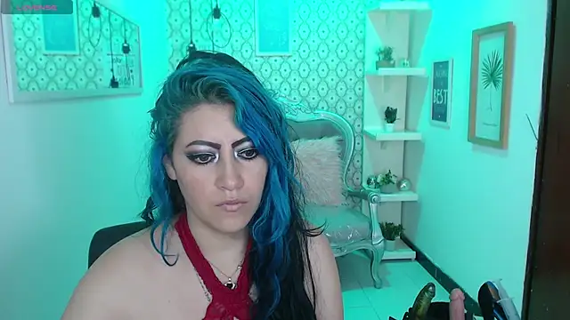 Snapshot of scarleth_blue chatting on 02-28-25, 03:04 scarleth blue online show from 02-28-25, 03:04
