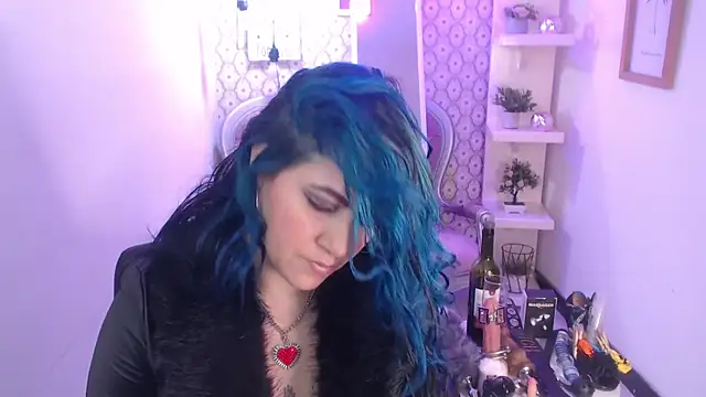 Snapshot of scarleth_blue chatting on 10-22-25, 03:06 scarleth blue online show from 10-22-25, 03:06