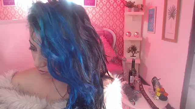Snapshot of scarleth_blue chatting on 09-13-25, 03:06 scarleth blue online show from 09-13-25, 03:06