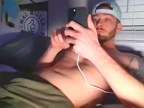 Snapshot of rickyslick123 chatting on 01-21-25, 02:22 rickyslick123 online show from 01-21-25, 02:22