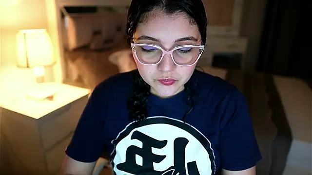 Camilaa bueno online show from 02-16-26, 11:35