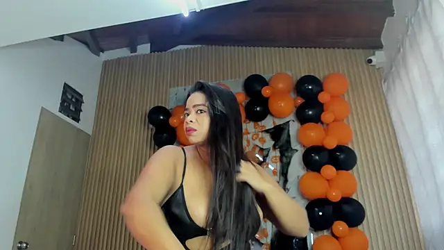 Any topless online show from 11-03-25, 11:03