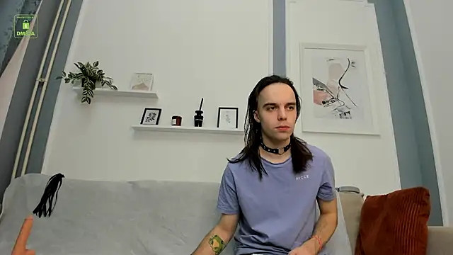 Derald suck online show from 12-13-24, 05:10