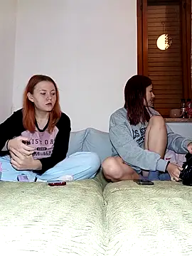 ella grays online show from 11-20-25, 07:14