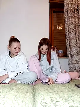 ella grays online show from 11-28-25, 06:30