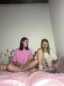 ella grays online show from 05-03-26, 08:12