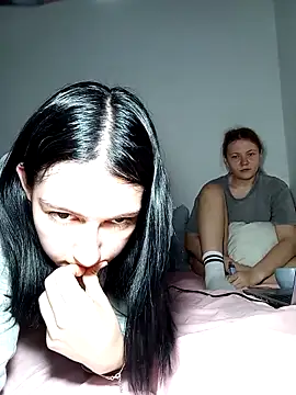 ella grays online show from 04-24-26, 05:04