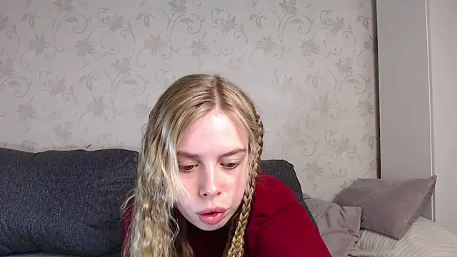 Snapshot of sofiaa_here chatting on 02-10-26, 12:09 sofiaa here online show from 02-10-26, 12:09