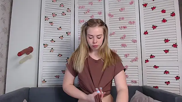 Snapshot of sofiaa_here chatting on 01-19-26, 12:36 sofiaa here online show from 01-19-26, 12:36