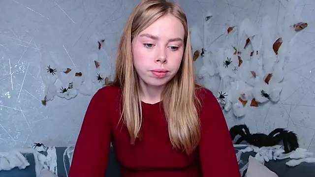 sofiaa here online show from 10-30-25, 12:31