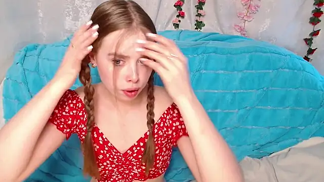 sofiaa here online show from 03-13-25, 07:20