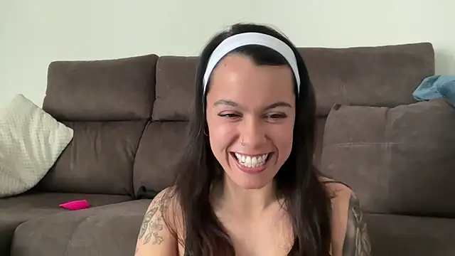 AmaraBella69 online show from 02-19-25, 01:06