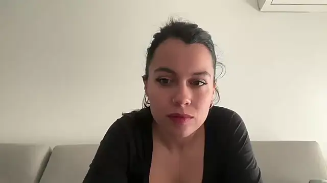 AmaraBella69 online show from 01-16-25, 10:21