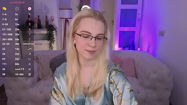 Snapshot of jeancolex chatting on 11-20-25, 06:03 jeancolex online show from 11-20-25, 06:03