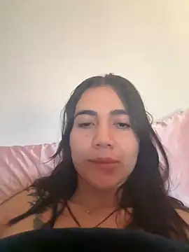 Snapshot of SaraOspinna chatting on 12-08-24, 11:35 SaraOspinna online show from 12-08-24, 11:35