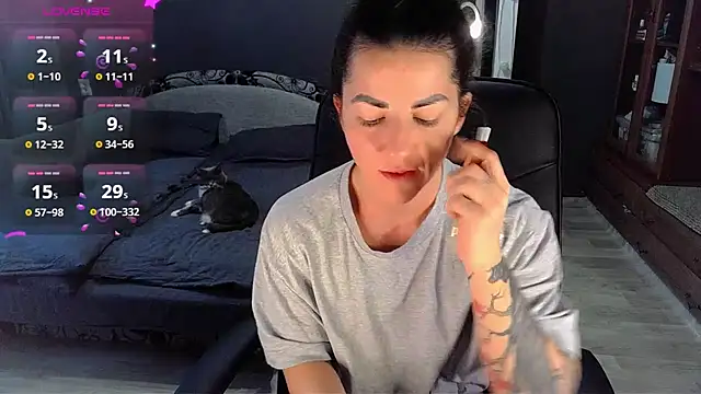 Snapshot of Aria_Dl chatting on 12-16-24, 09:24 Aria Dl online show from 12-16-24, 09:24