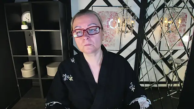 AlexandraKind online show from 10-01-25, 01:48