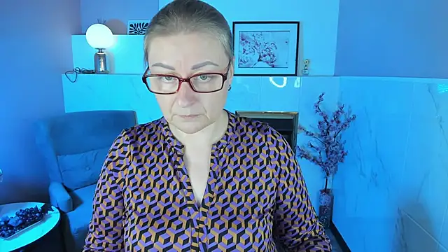 AlexandraKind online show from 11-03-25, 08:34