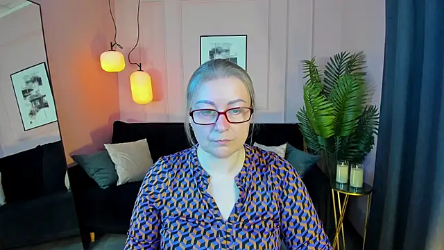 AlexandraKind online show from 10-08-25, 01:34