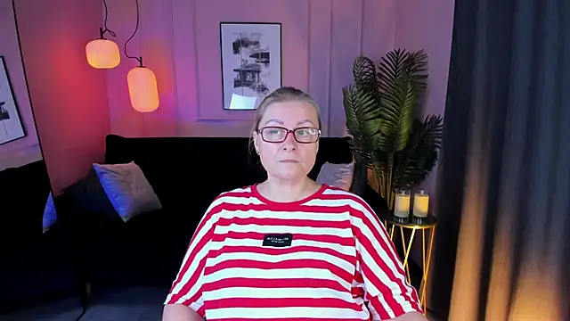 AlexandraKind online show from 09-10-25, 01:43