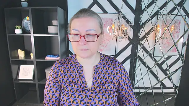 AlexandraKind online show from 12-21-25, 01:35