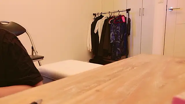 undo-busoku69 online show from 09-14-25, 04:57