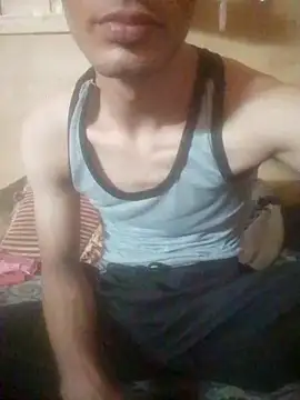 Snapshot of LOOLOOO123123 chatting on 10-07-25, 07:53 LOOLOOO123123 online show from 10-07-25, 07:53
