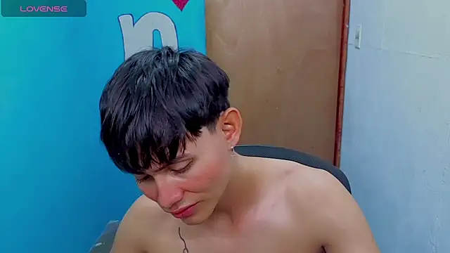 tanjiro cute online show from 04-30-26, 04:30