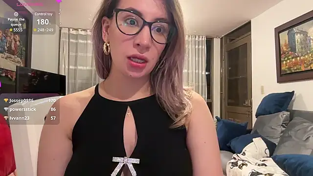 Snapshot of Gabby_cruz_ chatting on 12-13-24, 12:53 Gabby cruz  online show from 12-13-24, 12:53