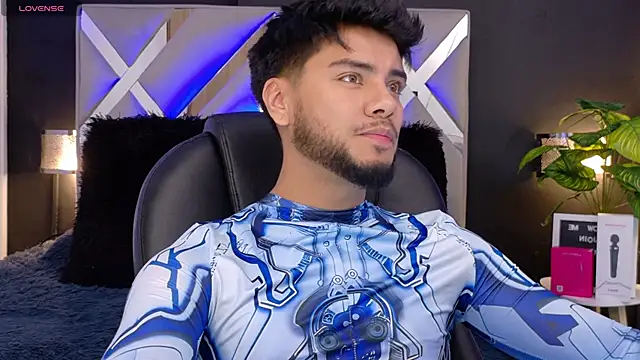 Tommidubois online show from 11-28-25, 04:01